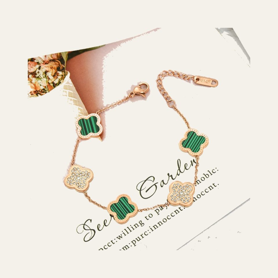 Clover Bracelet - Emerald Green and Swarovski